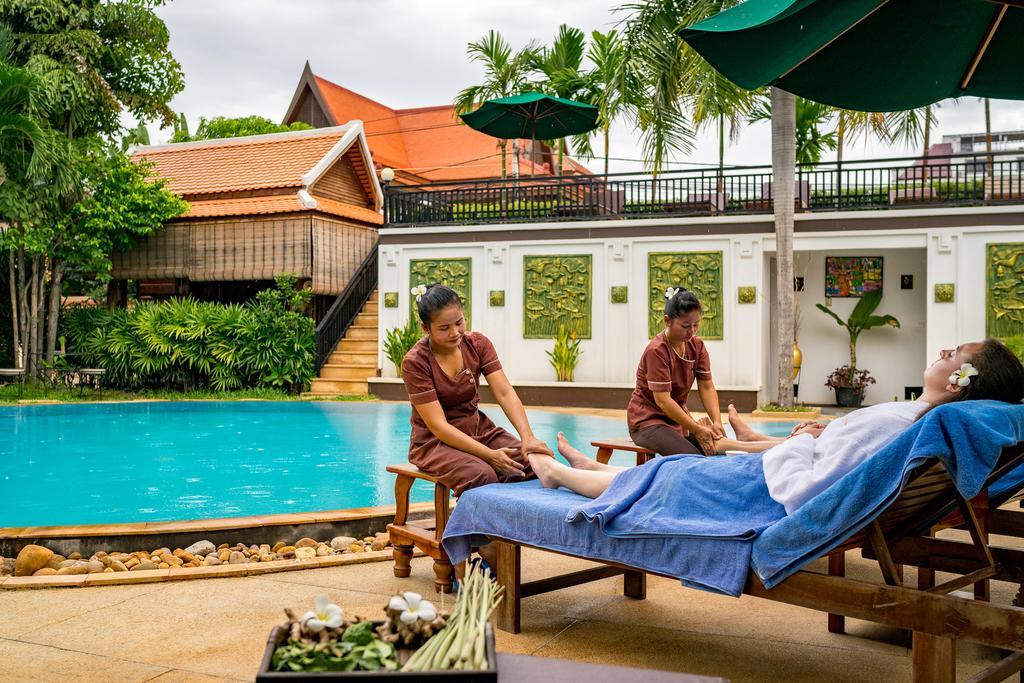 Les Bambous Village Siem Reap Exterior photo